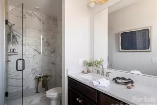 4019 Cue Ct, Charlotte, NC 28205 - Photo 8