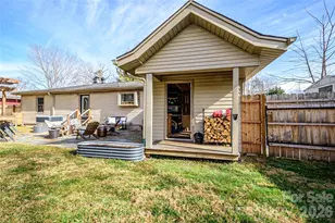 116 Thornbird Ave, Hendersonville, NC 28792 - Photo 38