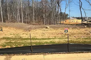 6710 Fairford Dr, Charlotte, NC 28215 - Photo 1