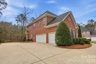 905 Patricians Ln, Wesley Chapel, NC 28110 - Photo 6