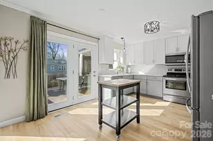 9601 Newby Ln, Matthews, NC 28105 - Photo 10