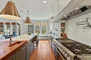 626 Hampshire Hill Rd, Matthews, NC 28105 - Photo 6