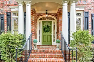 626 Hampshire Hill Rd, Matthews, NC 28105 - Photo 2