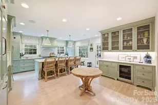 1942 S Wendover Rd, Charlotte, NC 28211 - Photo 18