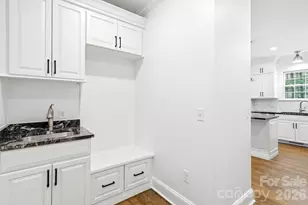 1006 Columbine Rd, Asheville, NC 28803 - Photo 12