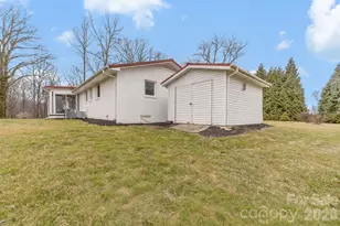 52 Baby Jane Ln, Hendersonville, NC 28792 - Photo 32