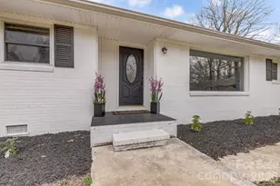 52 Baby Jane Ln, Hendersonville, NC 28792 - Photo 2