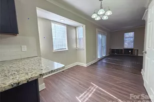 6316 Grove Park Blvd, Charlotte, NC 28215 - Photo 8