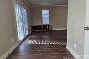 6316 Grove Park Blvd, Charlotte, NC 28215 - Photo 4