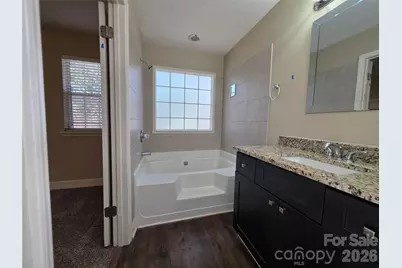 6316 Grove Park Boulevard, Charlotte, NC 28215 - Photo 20