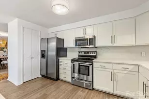 1300 Reece Rd, Charlotte, NC 28209 - Photo 12