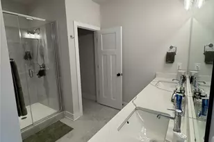 322 E Cama St, Charlotte, NC 28217 - Photo 16