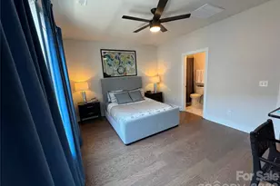 322 E Cama St, Charlotte, NC 28217 - Photo 18