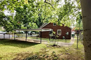 1239 E Worthington Ave, Charlotte, NC 28203 - Photo 26