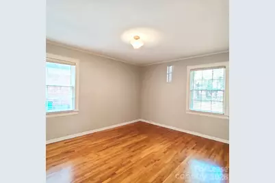 1239 E Worthington Avenue, Charlotte, NC 28203 - Photo 14
