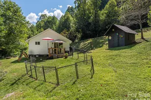 240 Little Cove Rd, Waynesville, NC 28786 - Photo 20