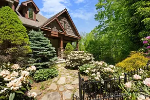 1226 Grouse Moor Dr, Sugar Mountain, NC 28604 - Photo 2