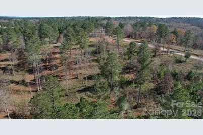 2076 Island View Lane NE, Connelly Springs, NC 28612 - Photo 6