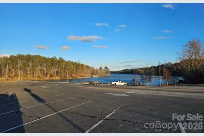 2076 Island View Lane NE, Connelly Springs, NC 28612 - Photo 12