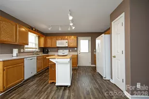 4421 Spoon Loop Rd, Liberty, NC 27298 - Photo 10