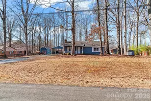 8615 Lochinvar Dr, Charlotte, NC 28227 - Photo 28