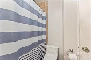 8615 Lochinvar Dr, Charlotte, NC 28227 - Photo 8