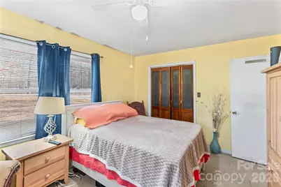 8615 Lochinvar Drive, Charlotte, NC 28227 - Photo 14