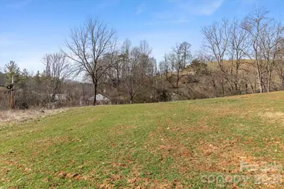 17 Baileys Cove Road #10, Marshall, NC 28753 - Photo 4