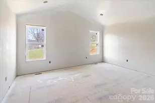 17 Baileys Cove Rd, Marshall, NC 28753 - Photo 14