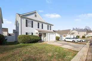 8013 Coffee Tree Ct, Charlotte, NC 28215 - Photo 4