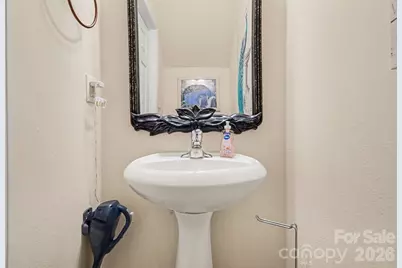 8013 Coffee Tree Court, Charlotte, NC 28215 - Photo 18