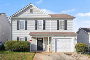 8013 Coffee Tree Ct, Charlotte, NC 28215 - Photo 2