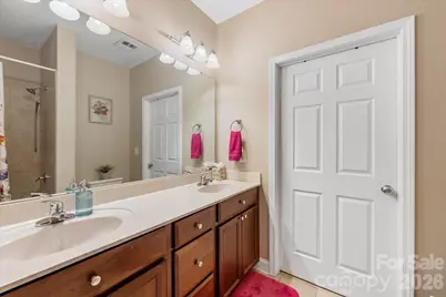 1000 E Woodlawn Road #311, Charlotte, NC 28209 - Photo 16