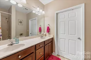 1000 E Woodlawn Rd, Charlotte, NC 28209 - Photo 16