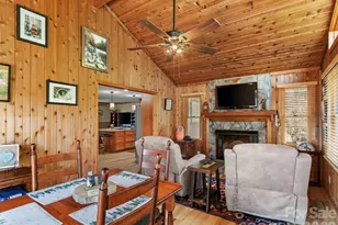 342 Mountain View Rd, Burnsville, NC 28714 - Photo 18