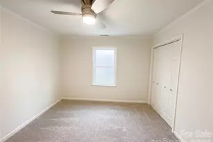 1385 Hunters Crossing Ln, Gastonia, NC 28054 - Photo 18