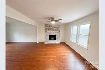 1385 Hunters Crossing Lane, Gastonia, NC 28054 - Photo 8