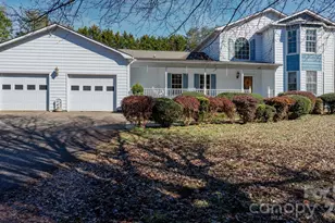 3956 Den Dr, Hickory, NC 28602 - Photo 1