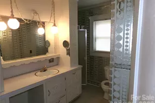 24024 Old Aquadale Rd, Albemarle, NC 28001 - Photo 16