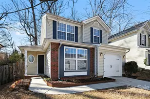 3810 Brookchase Ln, Charlotte, NC 28205 - Photo 2