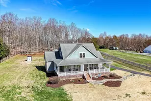 4566 Little Mountain Rd, Catawba, NC 28609 - Photo 32