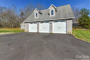 4566 Little Mountain Rd, Catawba, NC 28609 - Photo 26