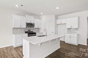 65 Ridgehaven Dr, Waynesville, NC 28786 - Photo 4