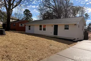 826 Aileen Cir, Pineville, NC 28134 - Photo 2