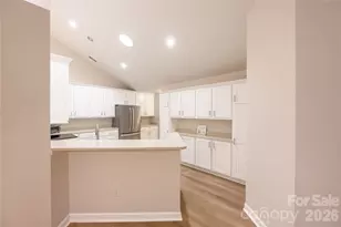 5515 Prosperity View Dr, Charlotte, NC 28269 - Photo 20