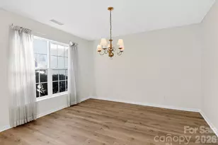 10641 Gold Pan Rd, Charlotte, NC 28215 - Photo 8