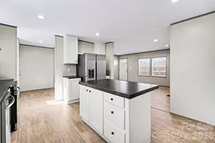 3028 Drake Cir, Shelby, NC 28152 - Photo 8