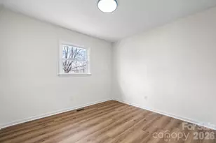 196 25th St NW, Hickory, NC 28601 - Photo 14