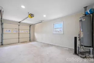 196 25th St NW, Hickory, NC 28601 - Photo 18