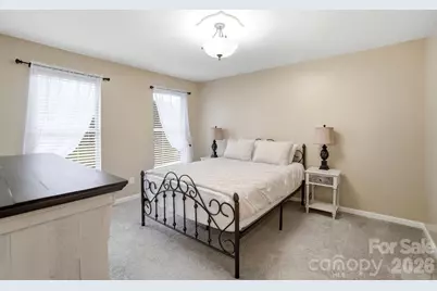 8725 Londonshire Drive, Charlotte, NC 28216 - Photo 36